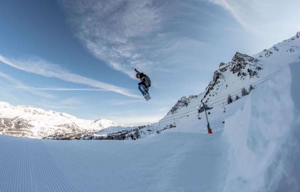 Szkolenie snowboardowe SITS